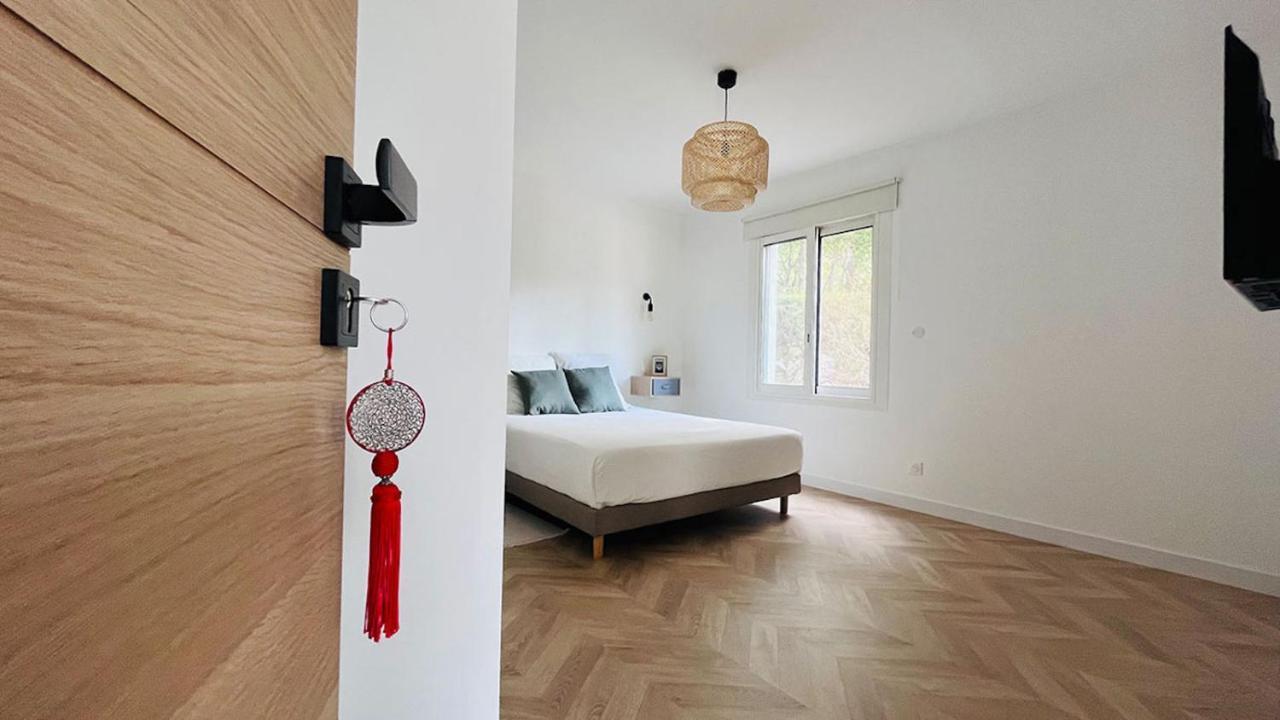 Villa Holistika : Bed And Breakfast / Pool / Air Conditioning/ Mont Faron 툴롱 외부 사진